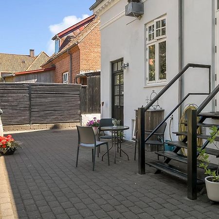 Sweethome Guesthouse Esbjerg Kültér fotó