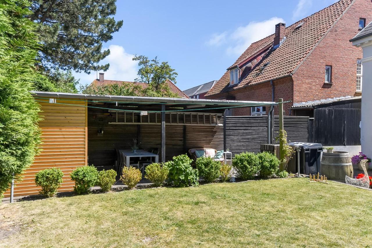 Sweethome Guesthouse Esbjerg Kültér fotó