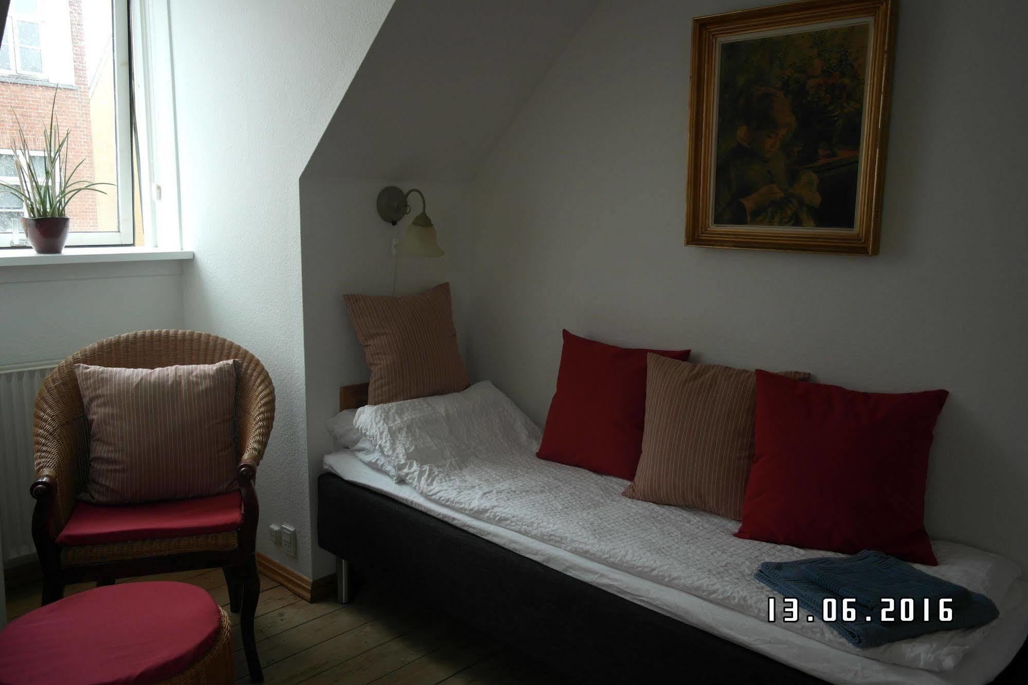Sweethome Guesthouse Esbjerg Kültér fotó